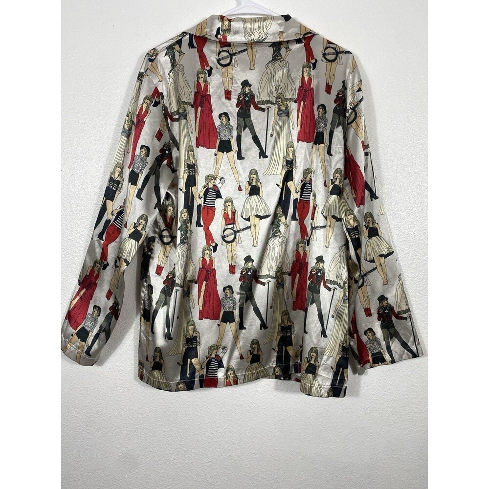 Taylor Swift Pajama Shirt Size M Multicolored AOP Red Taylor's Version Eras - Picture 6 of 15